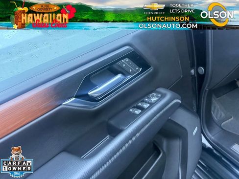 Used 2025 GMC Yukon XL Denali image 9