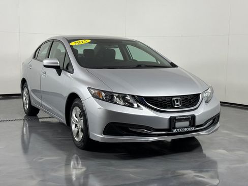 Used 2015 Honda Civic LX image 3