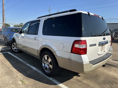 Used 2010 Ford Expedition EL 2WD image 3