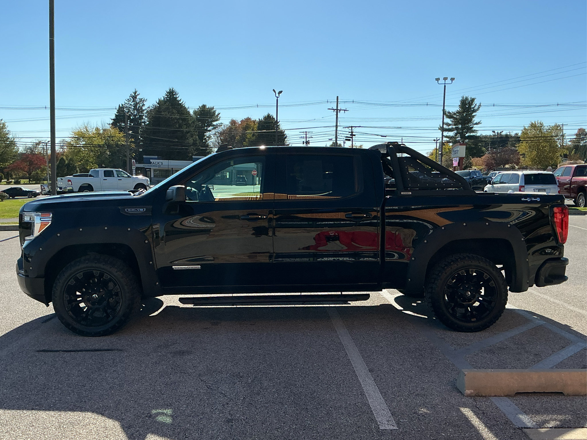 Used 2021 GMC Sierra 1500 Elevation AWD/4WD image 8