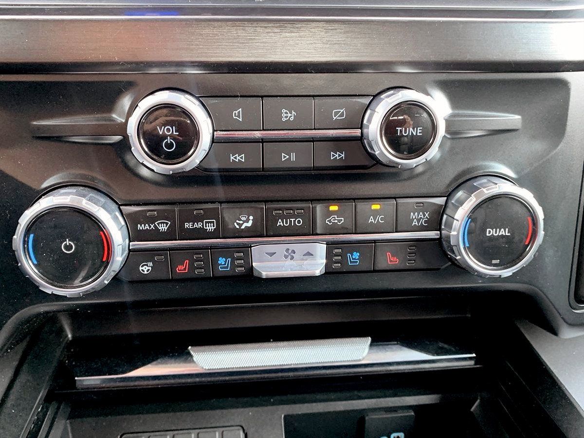 Used 2023 Ford F350 Lariat w/ Lariat Ultimate Package AWD/4WD image 28