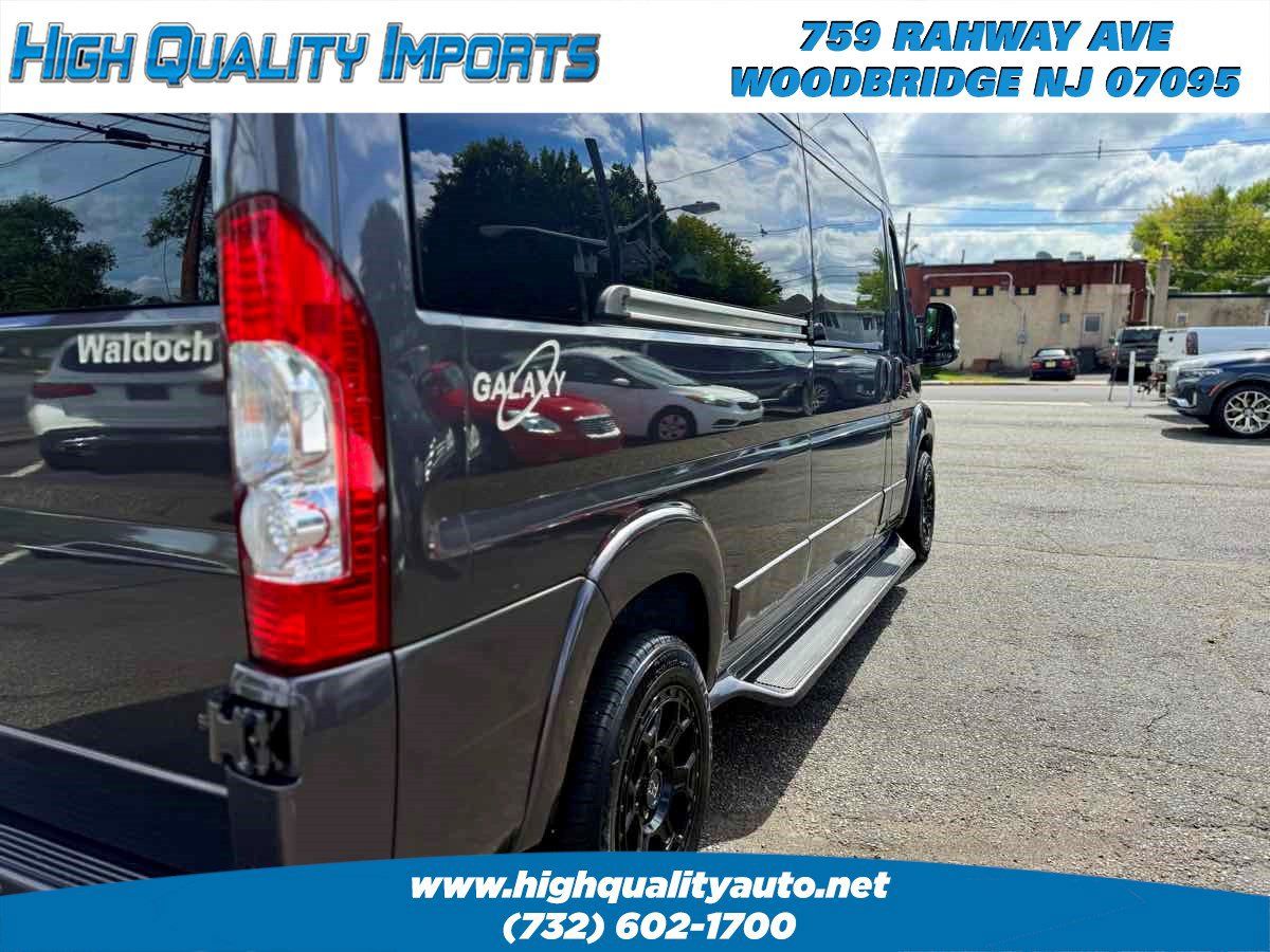 Used 2021 RAM ProMaster 2500 w/ Premium Appearance Group FWD image 10