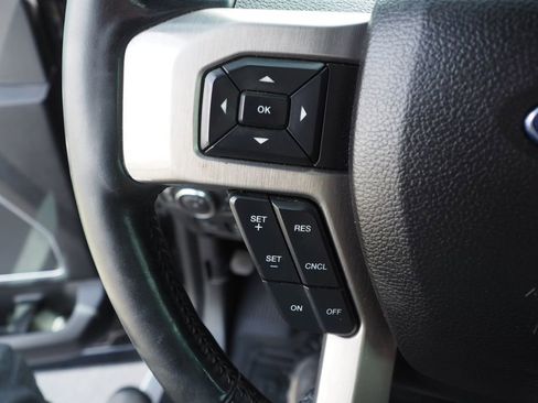 Used 2017 Ford F250 Platinum w/ FX4 Off-Road Package AWD/4WD image 27