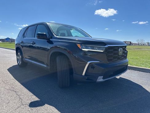 Certified 2025 Honda Pilot EX-L image 13
