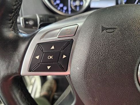 Used 2013 Mercedes-Benz G 550 image 11