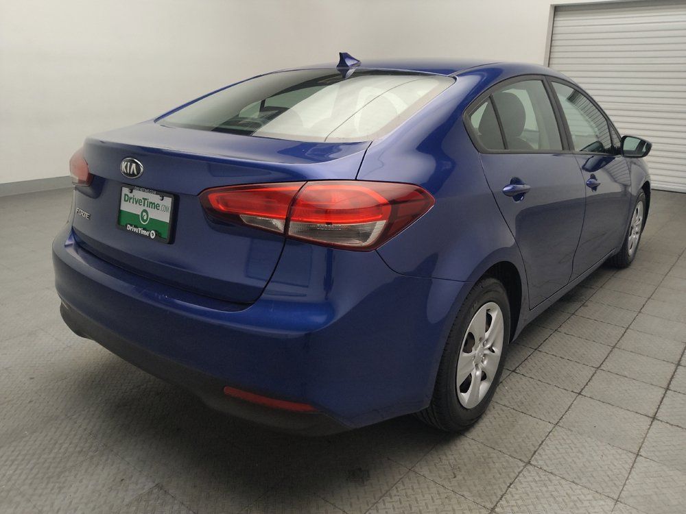 Used 2017 Kia Forte LX FWD image 9