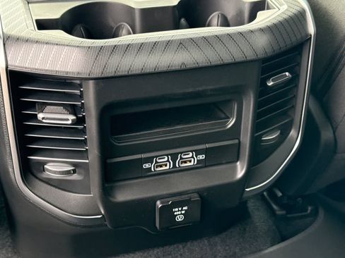 New 2026 RAM 1500 Big Horn AWD/4WD image 15
