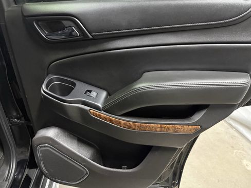 Used 2015 Chevrolet Tahoe LTZ image 14