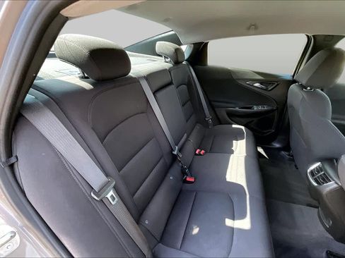 Used 2023 Chevrolet Malibu LT w/ Driver Confidence Package FWD image 19