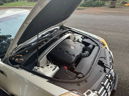 Used 2012 Cadillac CTS Coupe image 31