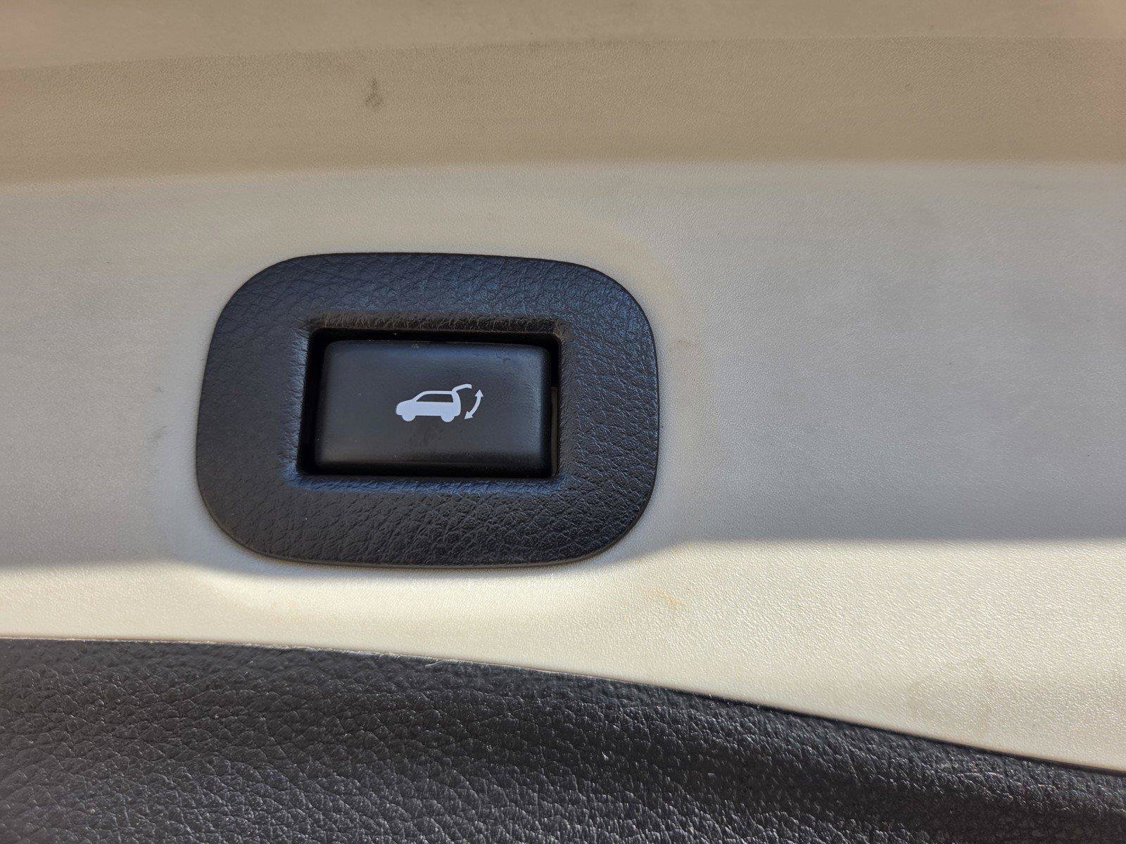 Used 2018 Nissan Rogue SV FWD image 28
