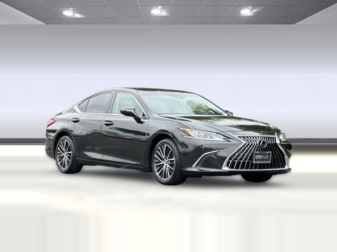 Certified 2024 Lexus ES 300h w/ Premium Package FWD image 6