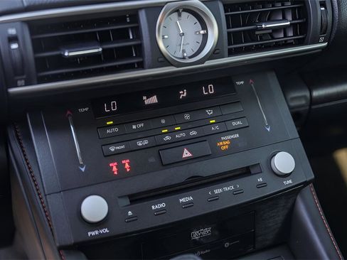 Used 2018 Lexus RC 350 image 19