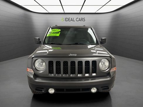 Used 2017 Jeep Patriot Sport w/ Power Value Group FWD image 2