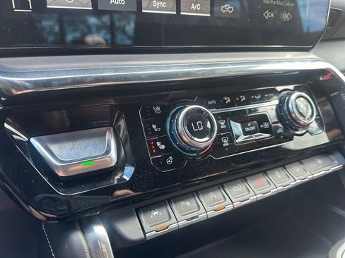 Used 2023 GMC Sierra 1500 Denali Ultimate image 24