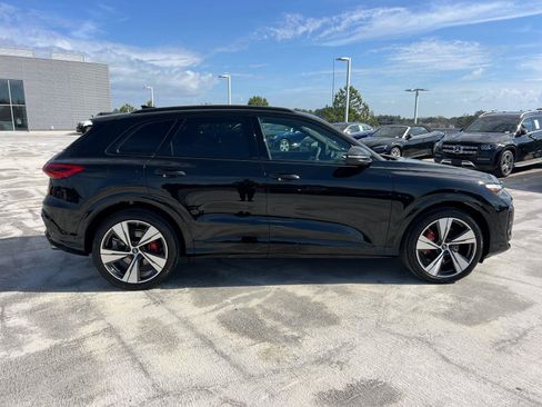 New 2025 Audi SQ5 Premium Plus image 4