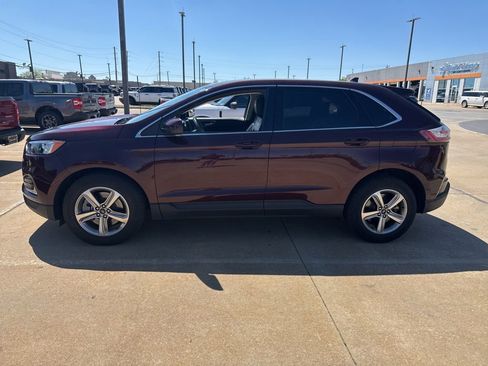 Used 2023 Ford Edge SEL w/ Convenience Package image 4