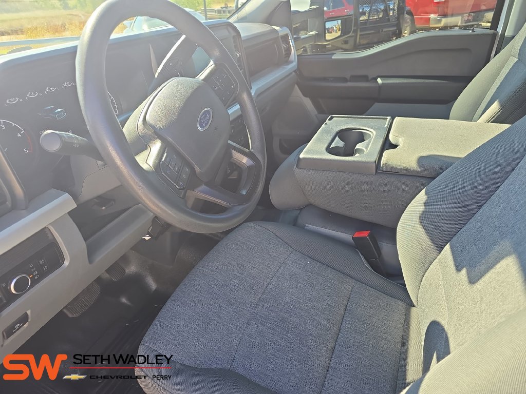 Used 2025 Ford F350 XL w/ XL Driver Assist Package AWD/4WD image 17