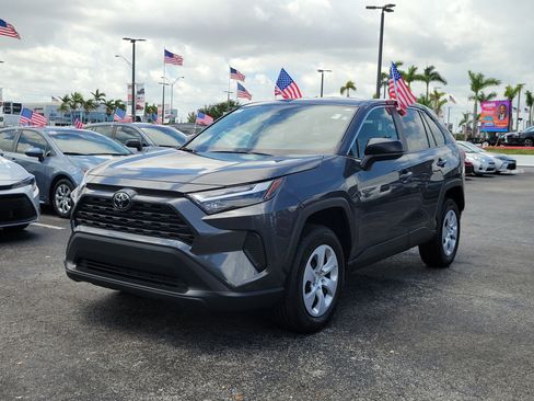 Used 2025 Toyota RAV4 LE FWD image 6