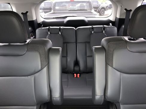 New 2026 Ford Explorer Active w/ Active Comfort Package RWD image 23