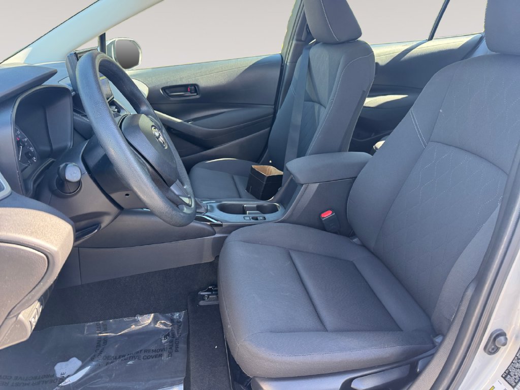 Used 2024 Toyota Corolla LE FWD image 9