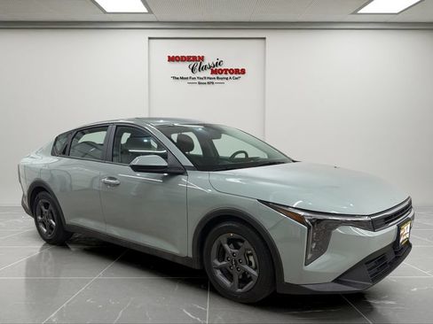 Used 2025 Kia K4 FWD image 7