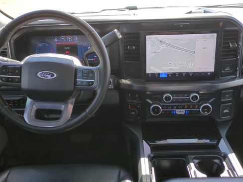 Used 2025 Ford F250 Lariat AWD/4WD image 30