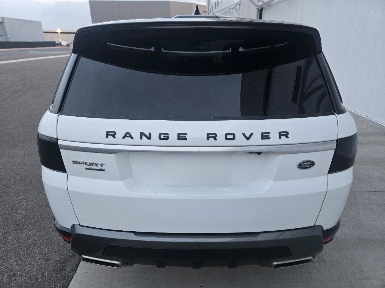 Used 2019 Land Rover Range Rover Sport HSE AWD/4WD image 17