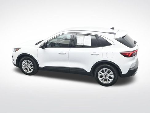 Used 2024 Ford Escape Active w/ Cold Weather Package image 31