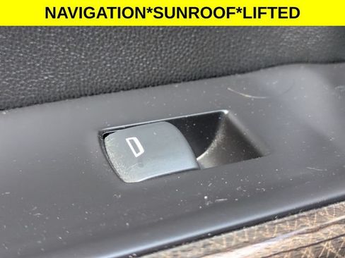 Used 2020 Chevrolet Silverado 1500 RST AWD/4WD image 27