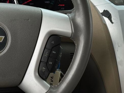 Used 2012 Chevrolet Traverse LT FWD image 15