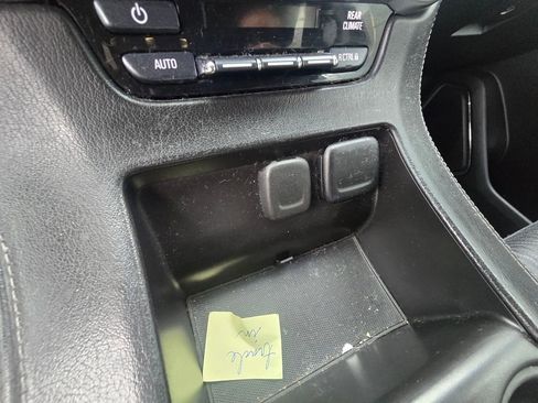 Used 2017 Chevrolet Tahoe LS w/ Enhanced Driver Alert Package image 13