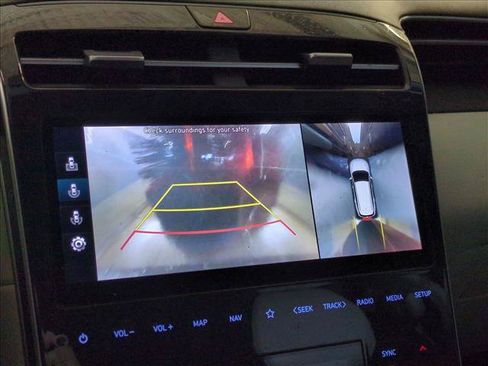 Used 2022 Hyundai Tucson Limited AWD/4WD image 11