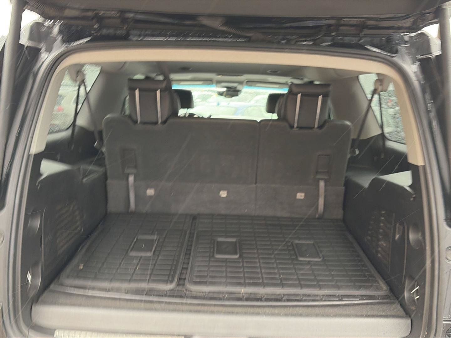 Used 2019 GMC Yukon XL SLT AWD/4WD image 8