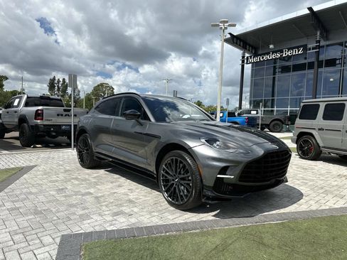 Used 2023 Aston Martin DBX 707 AWD/4WD image 7