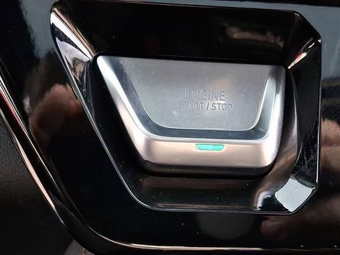 Certified 2023 GMC Sierra 1500 AT4 w/ AT4 Preferred Package image 29