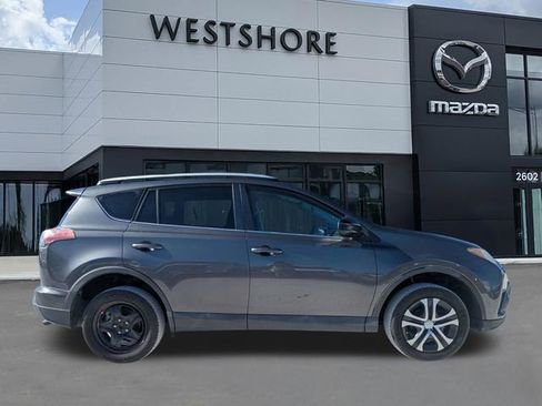 Used 2016 Toyota RAV4 LE FWD image 2