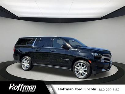 Used 2022 Chevrolet Suburban High Country w/ Premium Package 2