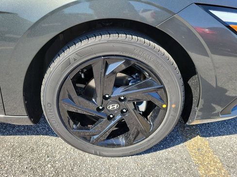 Used 2026 Hyundai Elantra Sport w/ Cargo Package FWD image 6
