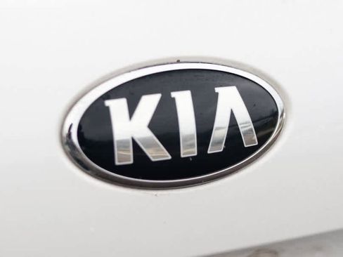 Used 2019 Kia Sorento SX image 22