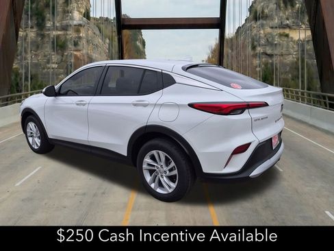 New 2026 Buick Envista Sport Touring w/ Convenience I Package FWD image 8