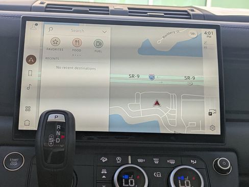 New 2026 Land Rover Defender 110 X-Dynamic SE AWD/4WD image 24