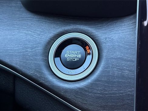 New 2025 Jeep Grand Cherokee L Limited w/ MOPAR Finishing Package image 23