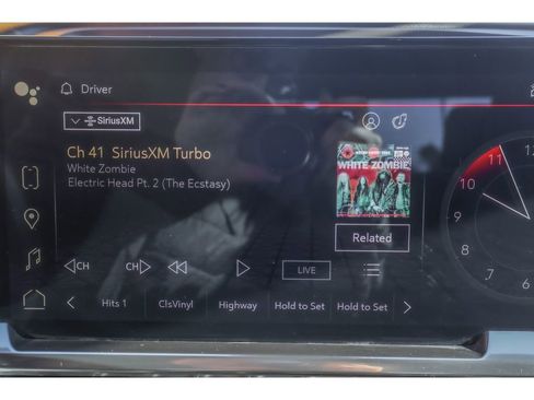 Used 2023 GMC Sierra 1500 SLE w/ X31 Off-Road Package image 23