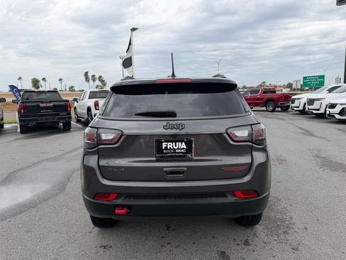 Used 2022 Jeep Compass Trailhawk w/ Trailhawk Elite Group AWD/4WD image 6