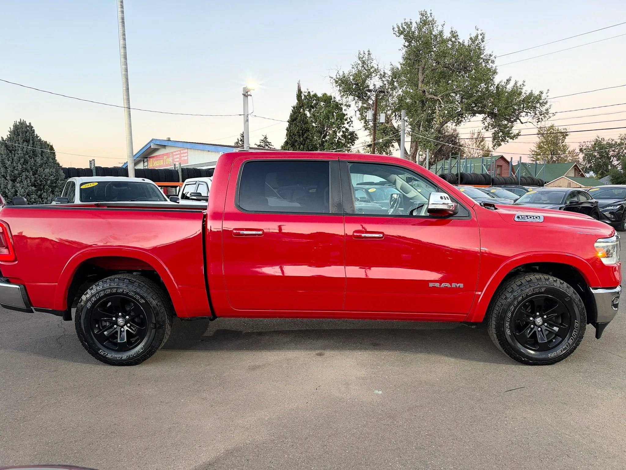 Used 2022 RAM 1500 Laramie AWD/4WD image 10