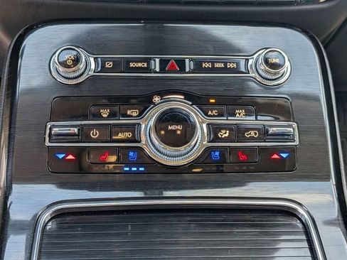 Certified 2023 Lincoln Nautilus Reserve AWD/4WD image 23