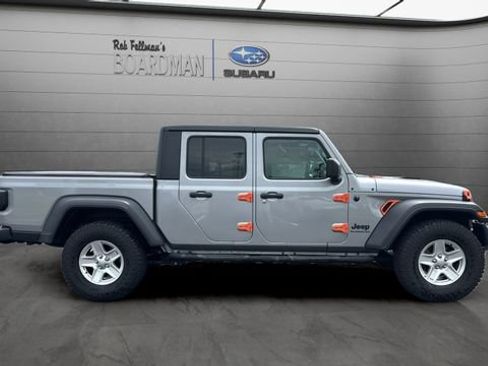 Used 2020 Jeep Gladiator Sport w/ Quick Order Package 24S AWD/4WD image 3