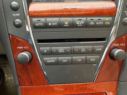 Used 2010 Lexus ES 350 image 24