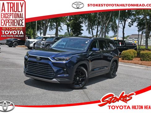 Certified 2025 Toyota Grand Highlander FWD image 1
